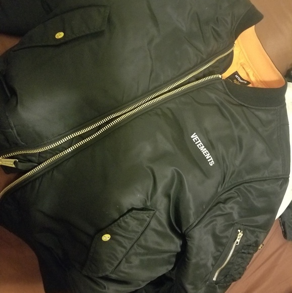 Vetements Other - Vetements x Aplha industries bomber jacket